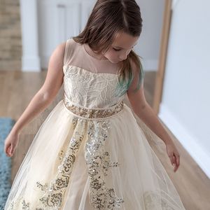 wedding dress