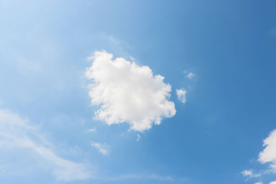 Low angle view of white clouds in sky