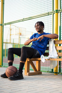 Portrait of the black man with the basketball