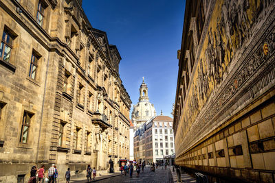 Tourists in a city