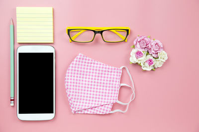 Directly above shot of eyeglasses on table