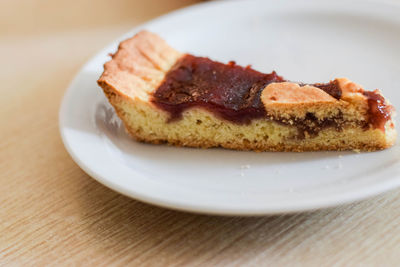 Close-up of bread in plate on table