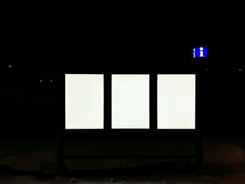 Illuminated light bulbs