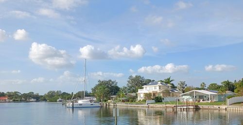 Saint petersburg, florida lakeview.