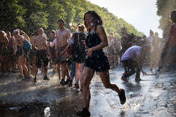 PEOPLE ENJOYING IN WATER