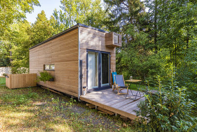 Germany, baden-wurttemberg, schorndorf, tiny wooden house with a terrace