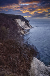 Scenic view of sea against sky during sunset kreidefelsen 