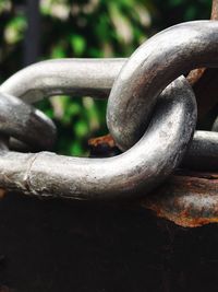 Close-up of rusty chain