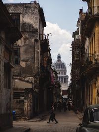 View of the national capitol building in havana, cuba