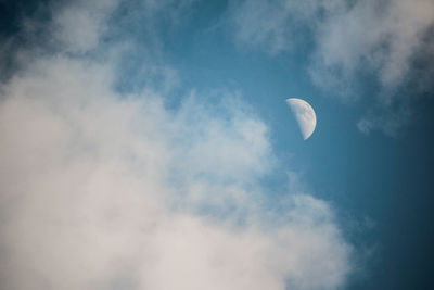 Low angle view of moon in sky