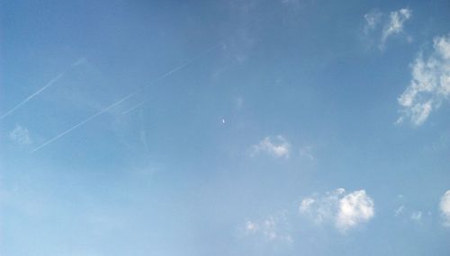 Low angle view of vapor trail in sky