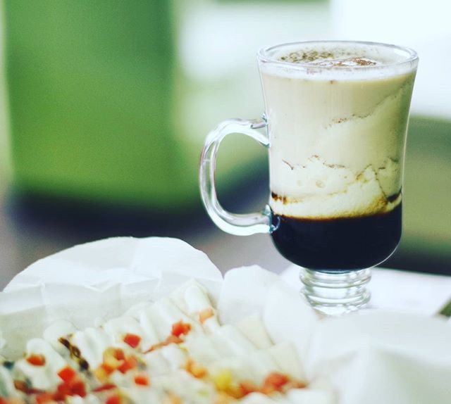 drink, food and drink, refreshment, freshness, indoors, coffee cup, close-up, table, coffee - drink, focus on foreground, still life, frothy drink, saucer, drinking glass, coffee, cup, selective focus, beverage, spoon, healthy eating