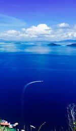 Reflection of clouds in sea