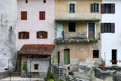 Houses in city