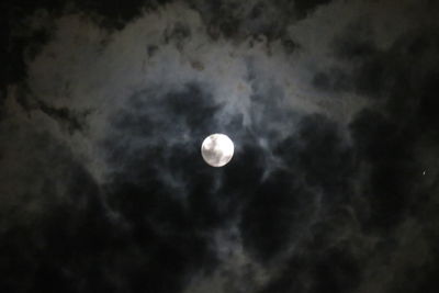 Low angle view of moon in sky