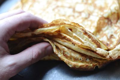 Close-up of cropped hand