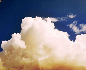 Low angle view of cloudy sky