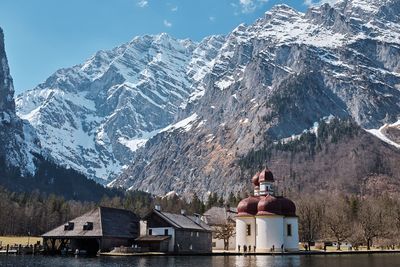 Panoramic view of snowcapped mountains against sky