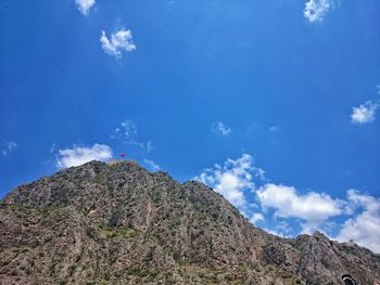 Low angle view of cloudy sky