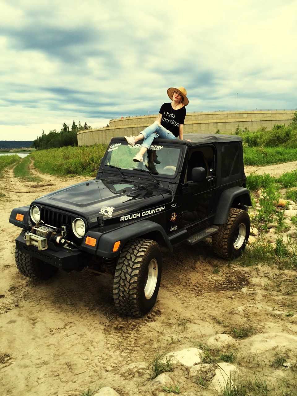 transportation, mode of transport, land vehicle, sky, cloud - sky, car, lifestyles, men, landscape, full length, cloud, travel, leisure activity, field, cloudy, outdoors, side view, tractor