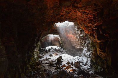 Water flowing through cave