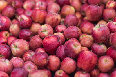 Full frame shot of apples