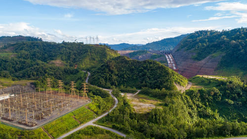 Hydroelectric power plant, with an installed generation a power and transmission system