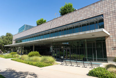 Academic building on the campus of harvey mudd college