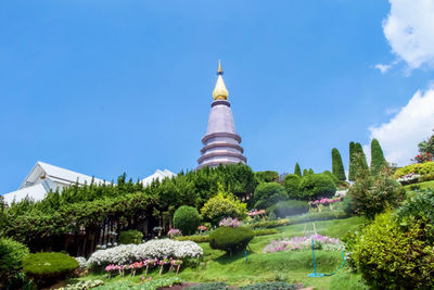 View of temple building against sky