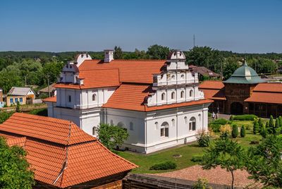 Restored bohdan khmelnytskyi residence in chyhyryn, ukraine, on a sunny summer day