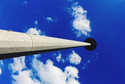 Low angle view of cloudy sky