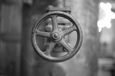 Close-up of rusty chain