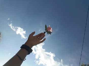 My hand and my flower 