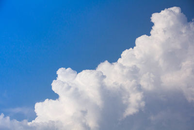 Low angle view of clouds in sky