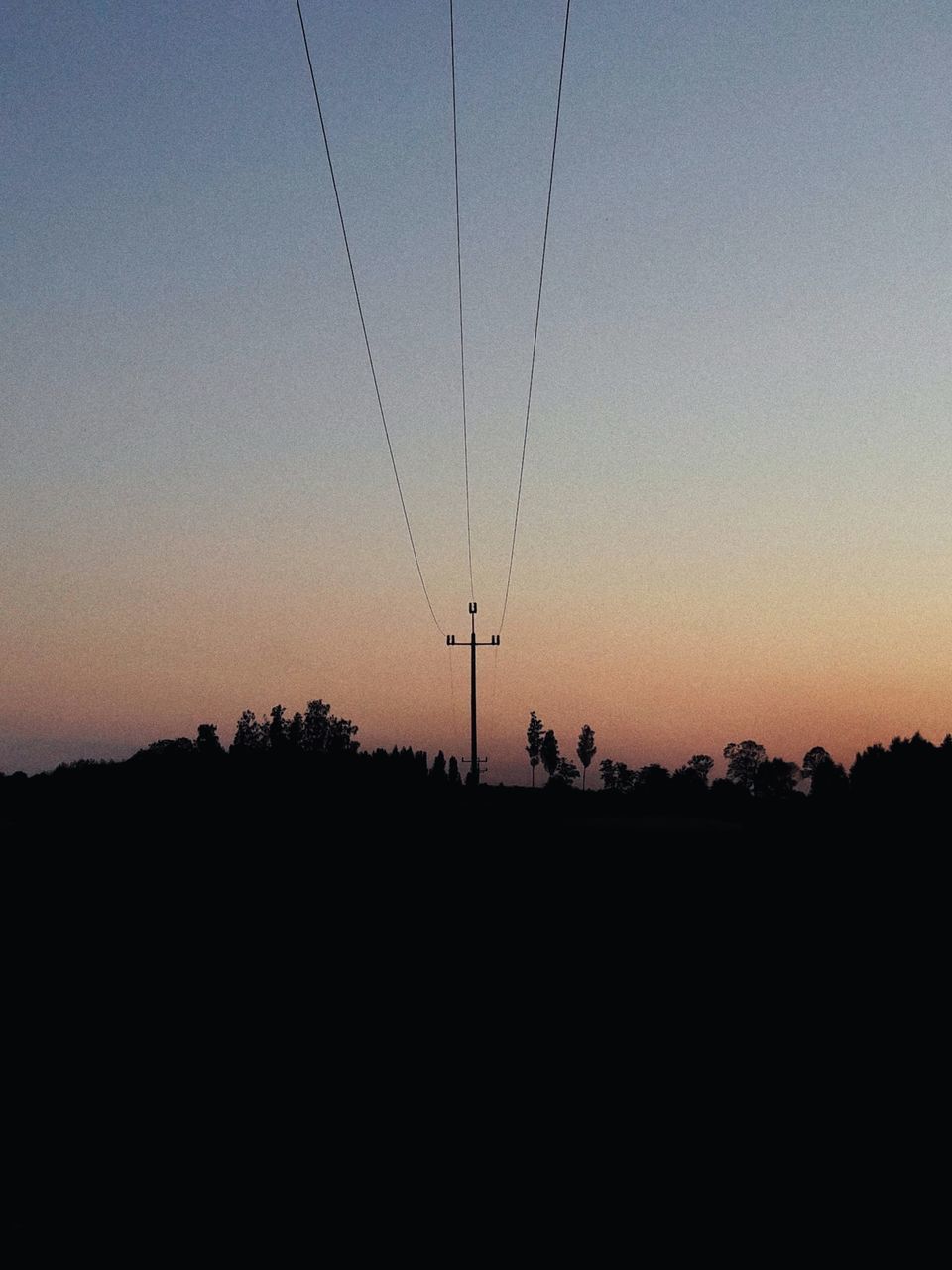 SCENIC VIEW OF SILHOUETTE LANDSCAPE AGAINST CLEAR SKY