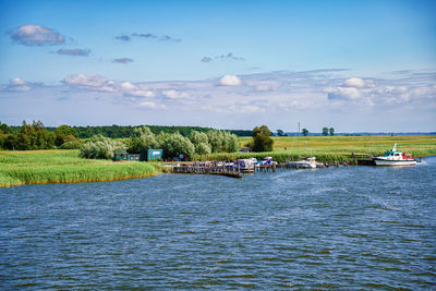 Zingster strom am hafen zingst, fischland-darß, mecklenburg-vorpommern, deutschland