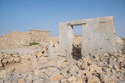 An abandoned fishing village located in al jumail, ruwais north of doha, qatar.