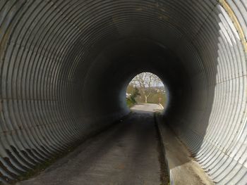 Surface level of road in tunnel