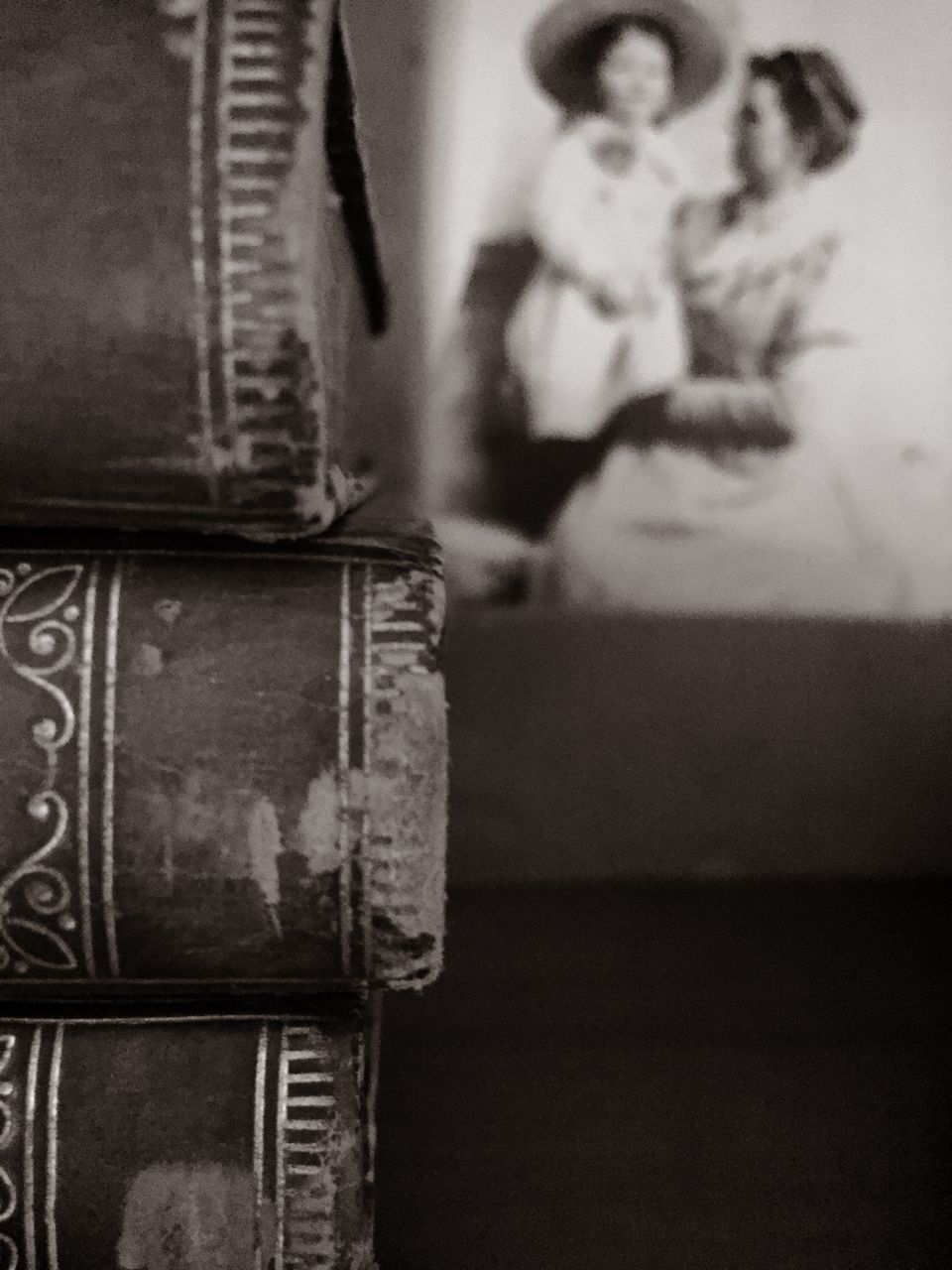 indoors, wall - building feature, built structure, architecture, one person, wall, close-up, home interior, building exterior, house, low angle view, window, focus on foreground, shadow, part of, sunlight, day, cropped, door