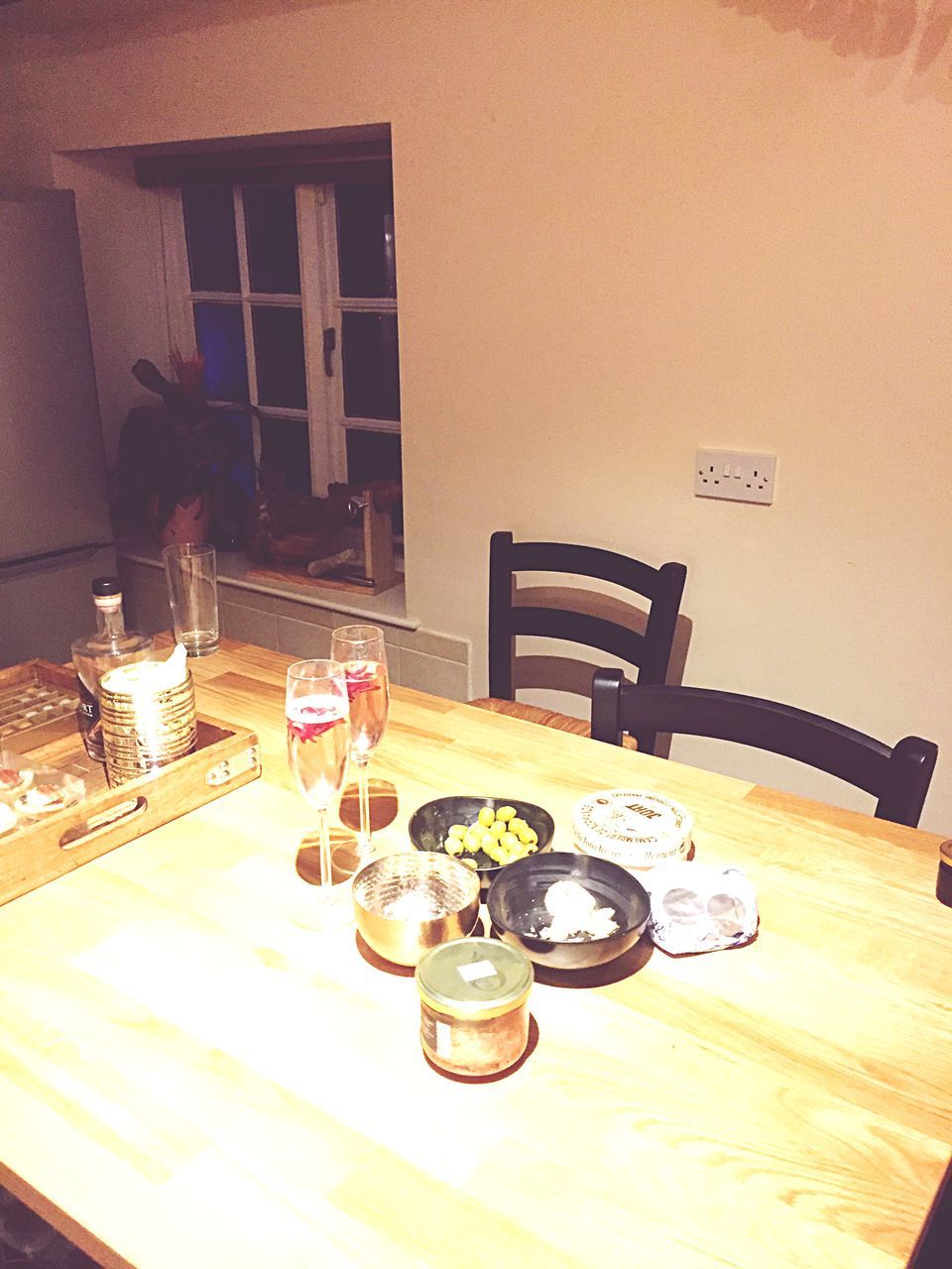 table, indoors, chair, no people, archival, luxury, bar - drink establishment, home interior, clock, day