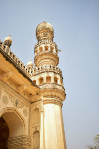 Minaret at the great mosque at the tombs of the seven qutub shahi rulers in the ibrahim bagh india