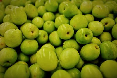 Full frame shot of apples