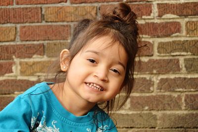 Portrait of smiling girl