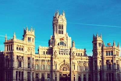 Plaza de cibeles against sky