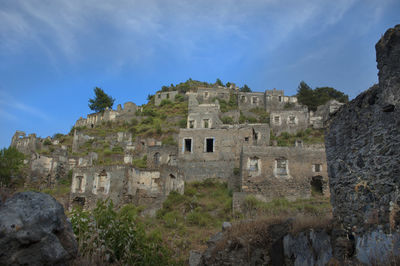 Old ruins against sky