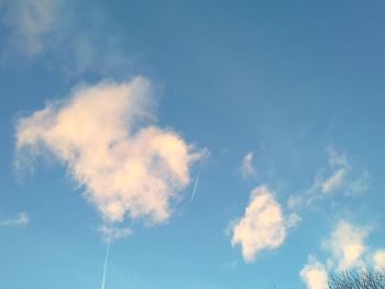 Low angle view of vapor trail in sky