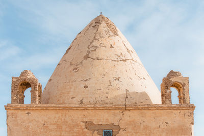 Front view of historic tomb in north sudan