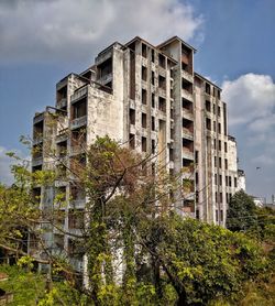 An abandoned building in kochi.