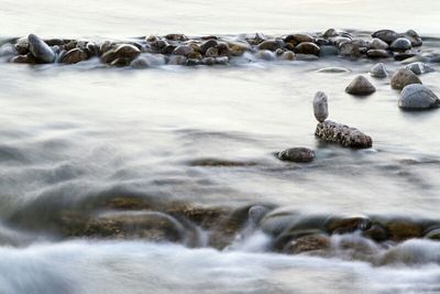 Waves splashing on rocks