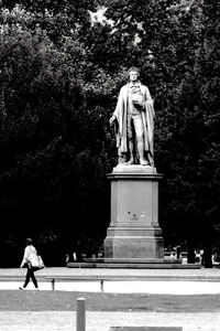 Statue against clear sky in park